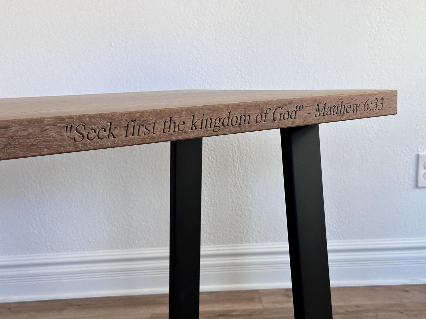 Matthew 6:33 Desk