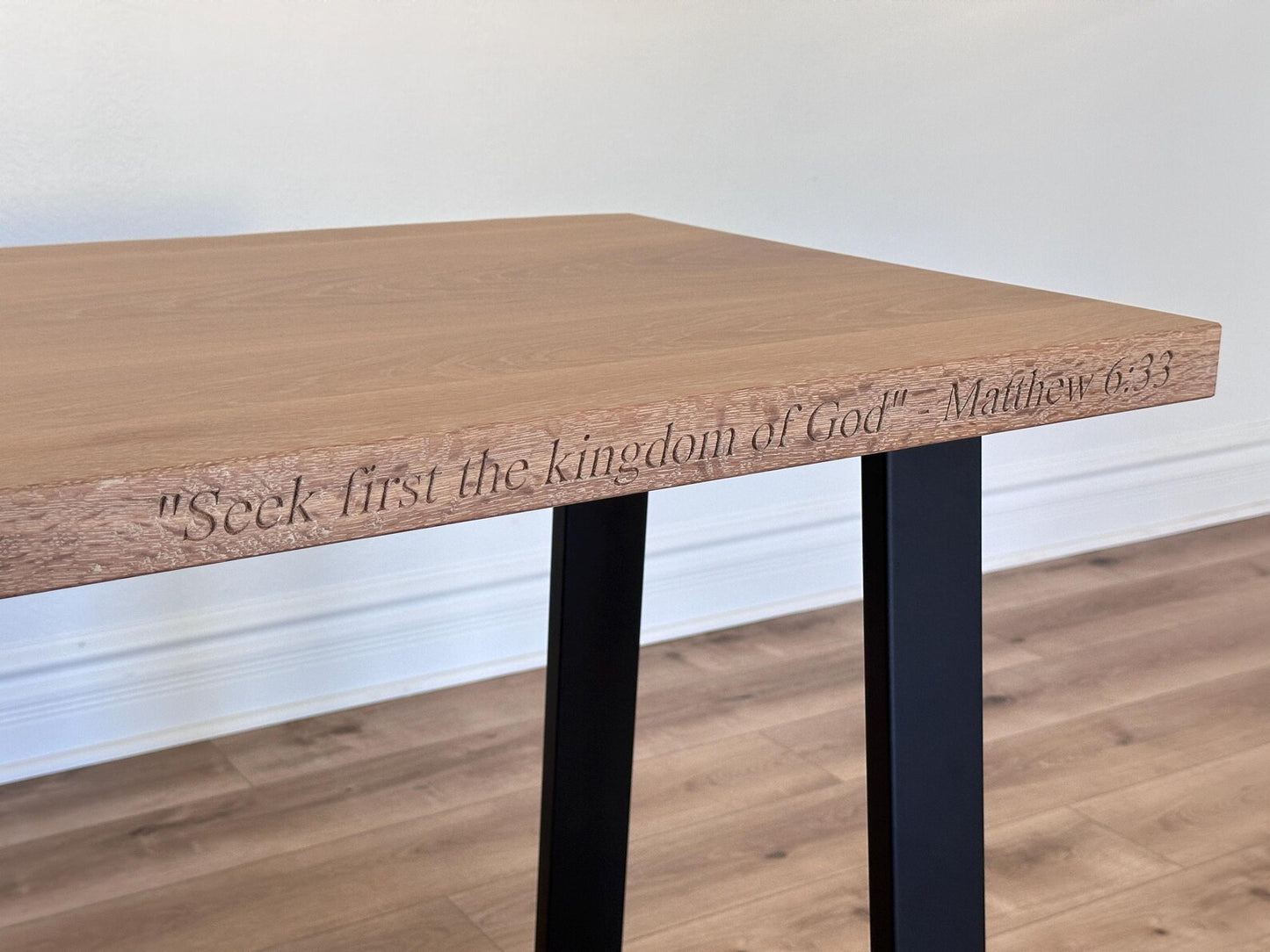 Matthew 6:33 Desk